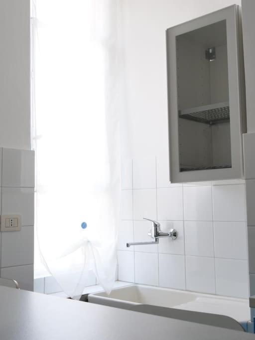 Appartement House - 5 Minuti Dalla Metropolitana